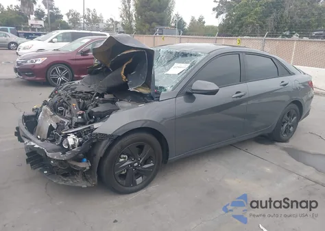 2023 Hyundai Elantra Sel z USA, uszkodzony, nr VIN KMHLM4AG7PU627247